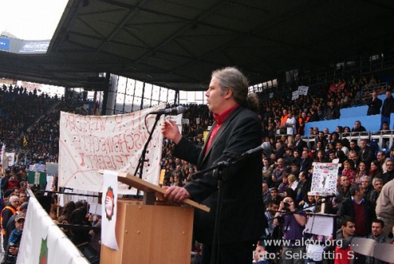 Διαμαρτυρηθούν για την κοινότητα των Αλεβιτών στην Μπόχουμ στην τελετή Steiger Βραβείο Ερντογάν στις 17/03/2012